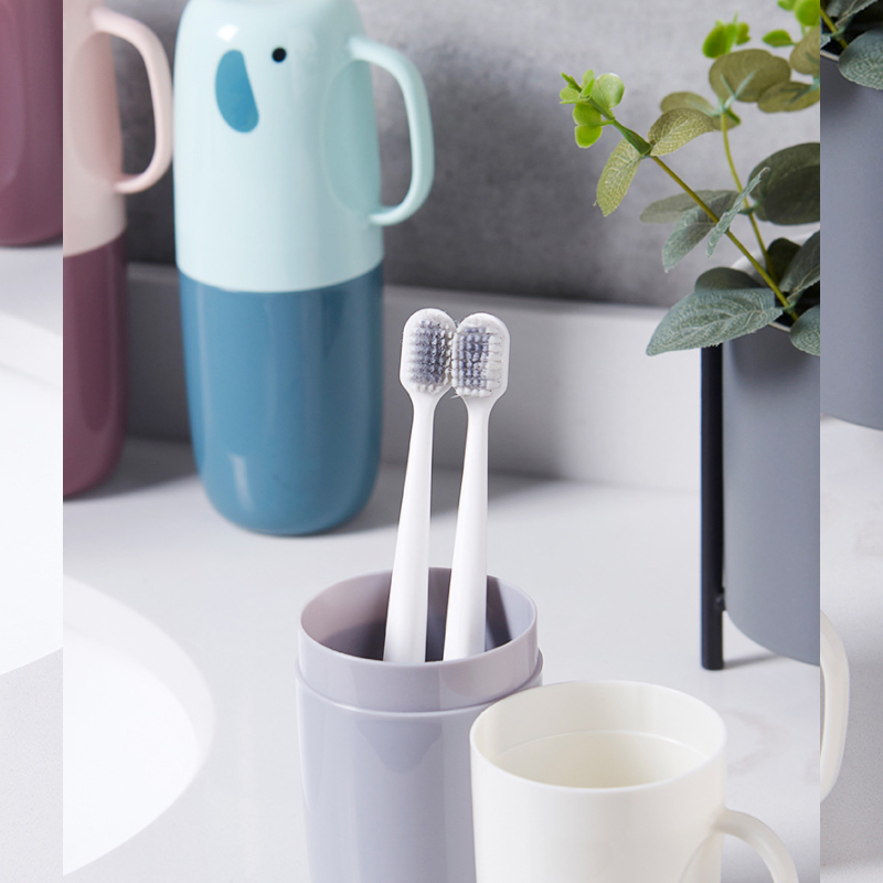 Travel Toothbrush, Toothpaste Storage Box, Large Capacity Mouthwash Cup, Portable Multifunctional Dustproof Couple Mouthwash Cup