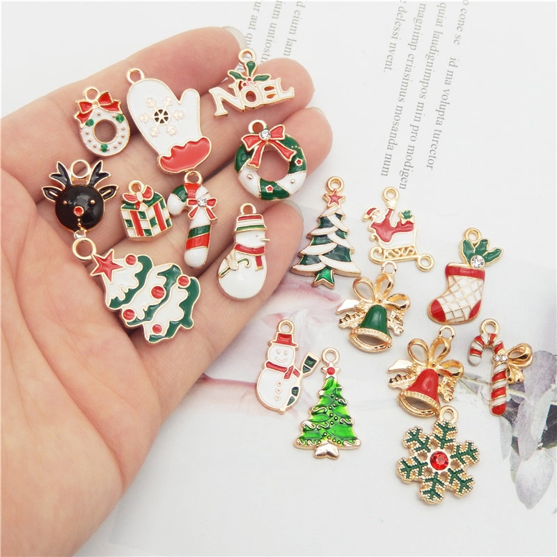 Julie Wang Emaille Kerst Charmes Legering Gemengde Kerstman Tree Bell Sok Sneeuwpop Sneeuwvlok Hanger Sieraden Maken Accessoire