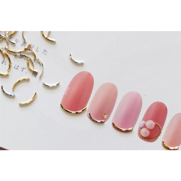 100 Pcs Gold Curve Stick Arc Glimlach 3D Legering Nail Art Strass Metalen Manicure Nagels Accessoires Nail Art Decoratie Diy charms
