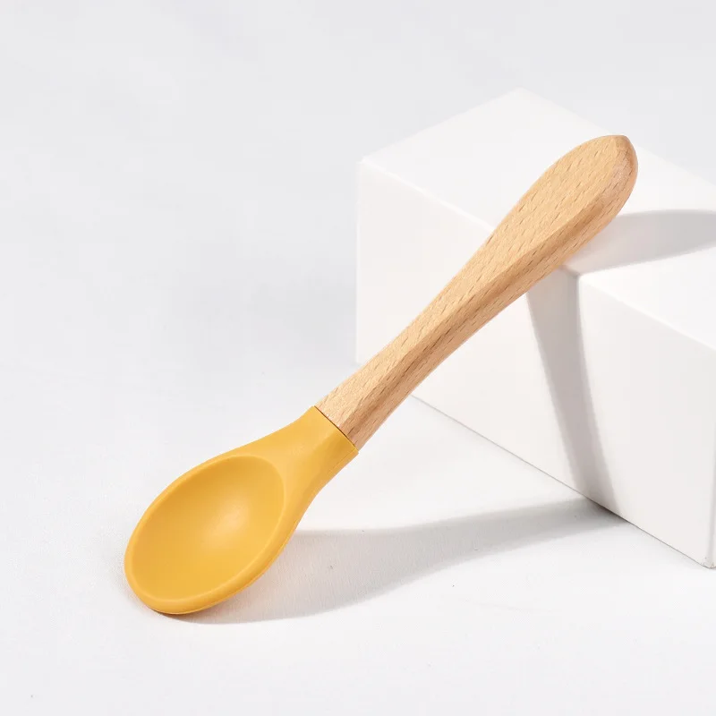 Lusikat vauvan ruokintalusikkahaarukka puinen kahva lusikkahaarukkasetti pehmeä silikonikärkinen lusikkahaarukka bpa-vapaa elintarvikelaatuinen vauva taaperoille: Vihreä