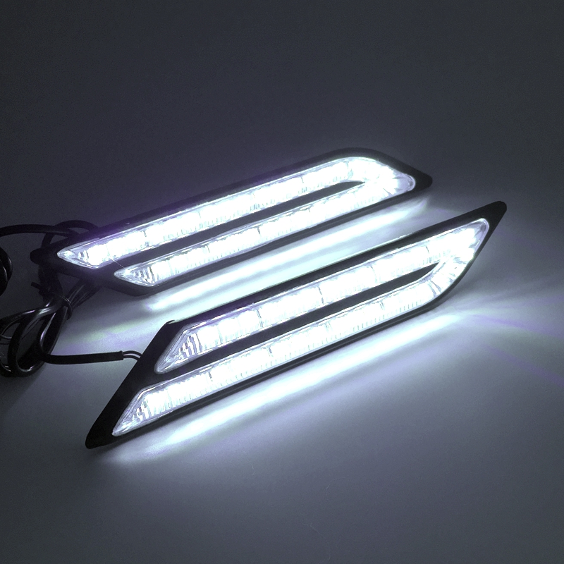 Tak Wai Lee 2X LED DRL Tagfahrlicht Auto Bremse Lenkung Lichtquelle Auto Styling Wasserdicht Weiß Kristall Blau Schild Licht