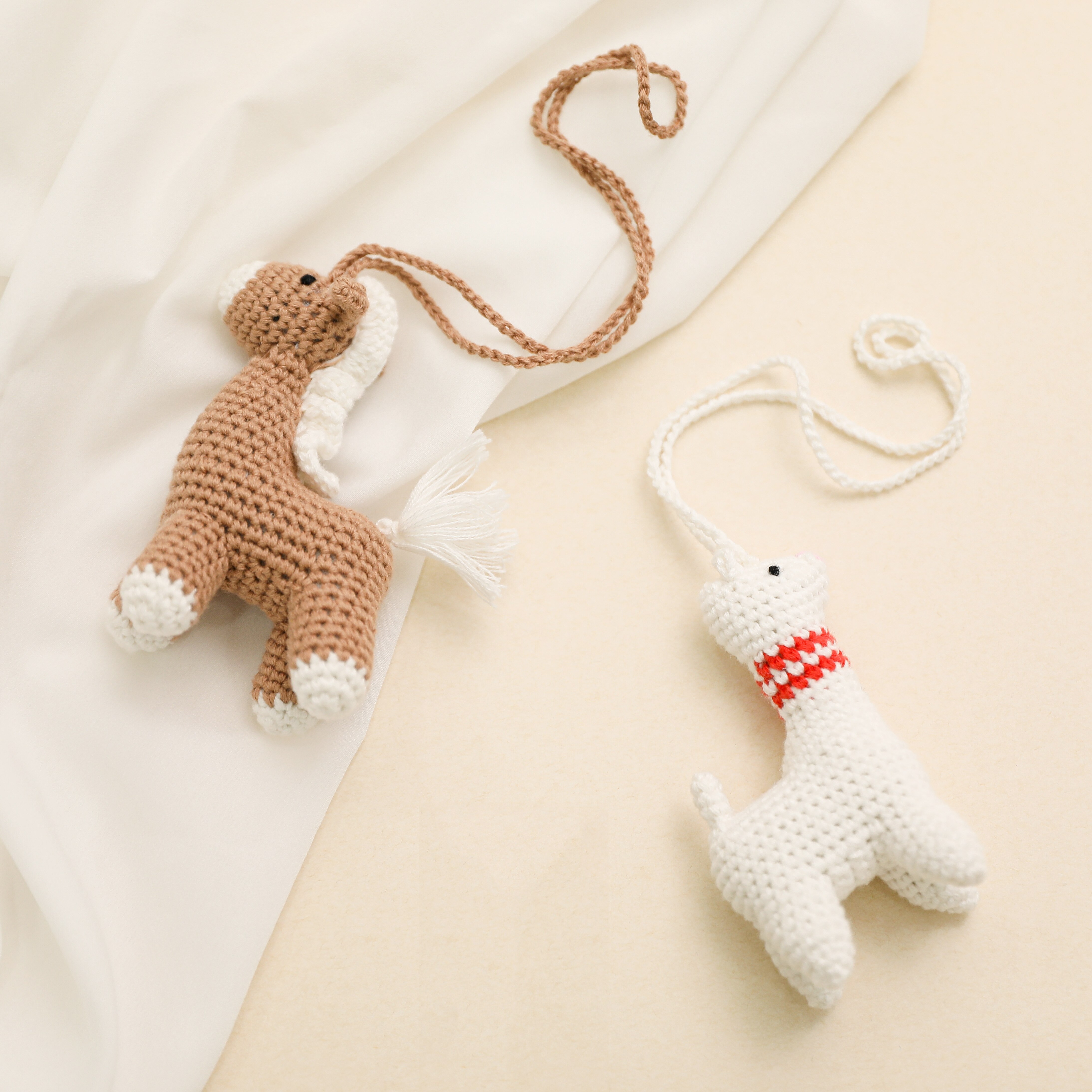 2 Pcs Solid Wood Fitness Rack Pendant Baby Play Gym Wood Bed Bell Crochet Alpaca Pendant Infants Baby Gym Toy Hanging Ornaments