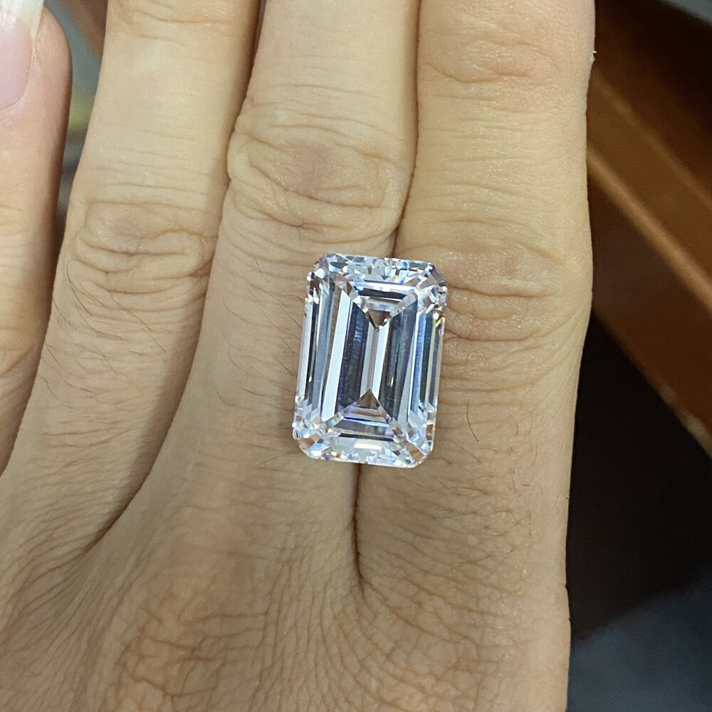 Meisidian 5A Big Size 13X19mm 32 Carat Emerald Cut Manufacturers White Loose Cubic Zirconia CZ Diamond