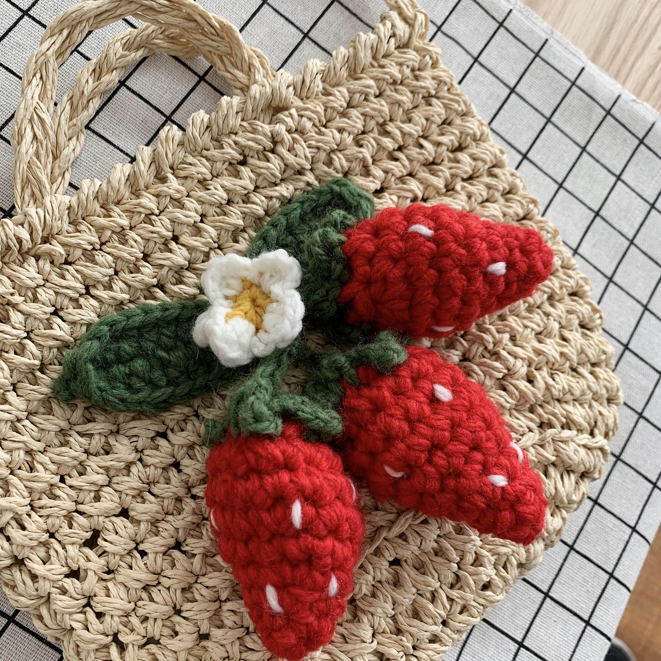 Sommer jordbær frukt halmpose kvinner små vevde crossbody skulderveskermini søt strandveske reisetaske