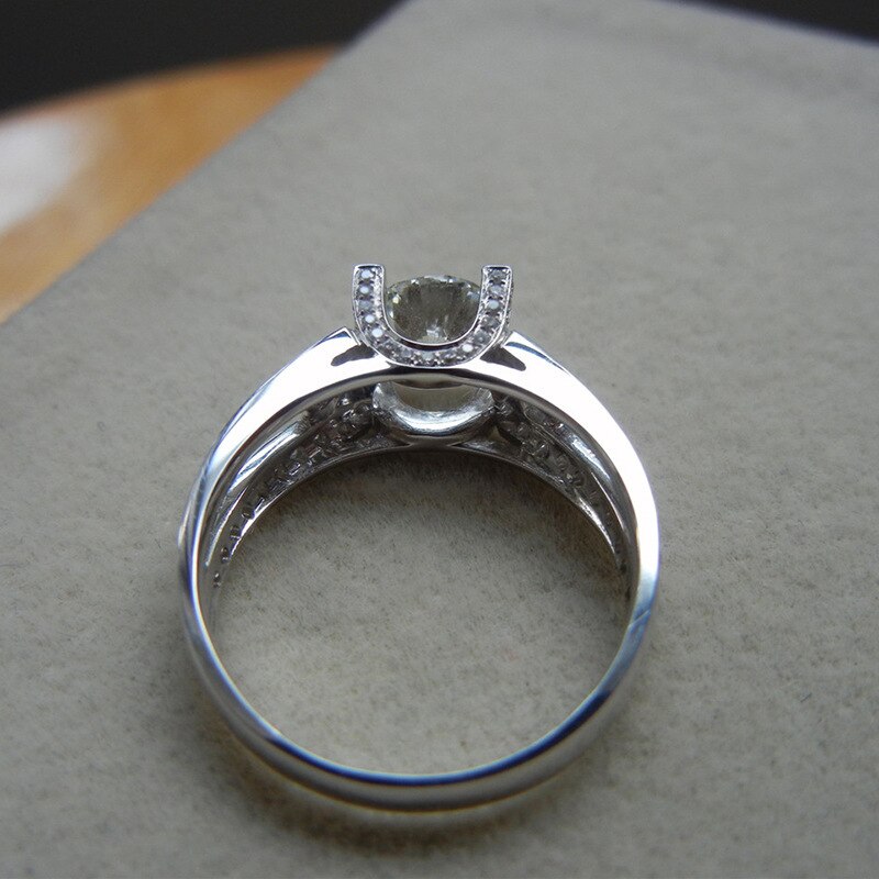 2022 New Arrival Luxury Halo Engagement Ring for Women Anniversary Gift Jewelry Wholesale R7173