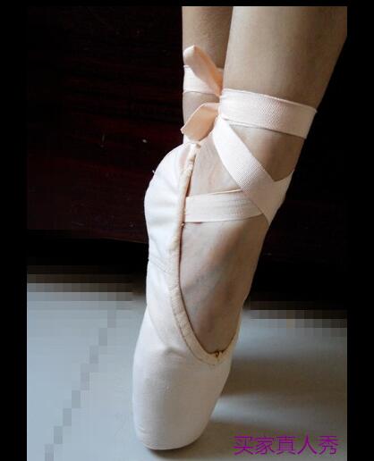 Nowy 2017 dziewczyny Satin profesjonalne Toe balet buty do tańca Pointe z wstążkami baletki Pointe