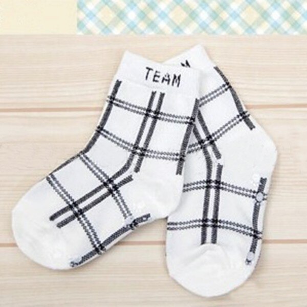 Chaussettes antidérapantes en coton pour bébés | Chaussettes à carreaux pour garçons, chaussettes de rétro pour enfants