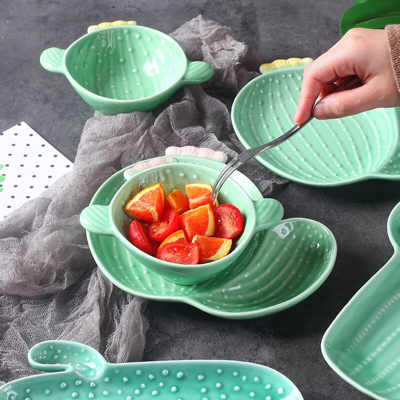 Nordisk keramisk plante kaktus plade sød morgenmad salat skål husholdningsartikler service retter frugt kid dessert bakker