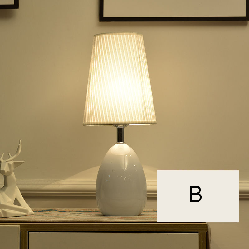 Sort og hvid stue sofabord soveværelse natlampe sengelamper koreansk indretning nordiske møbler indendørs belysning: Sort / Sort