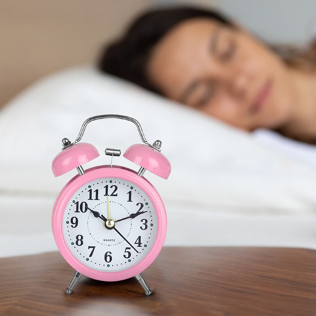Reloj despertador Retro de doble campana, reloj de escritorio de Metal, analógico, luz nocturna silenciosa para el hogar y la Oficina, relojes electrónicos de escritorio