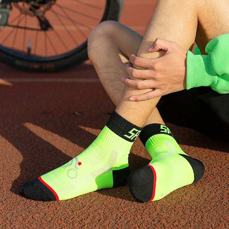 Männer Frauen Professionelle Radfahren Socke Atmungsaktive Basketball Socken Schützen Füße Wicking Bike Laufen Fußball Outdoor Sport Socken