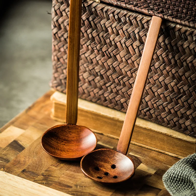 2szt. Drewniana łyżka robić zupy Chochla z długim uchwytem Drewniana łyżka kuchenna Duże sitko Łyżka robić zupy Ramen Chochla Japońska zastawa stołowa