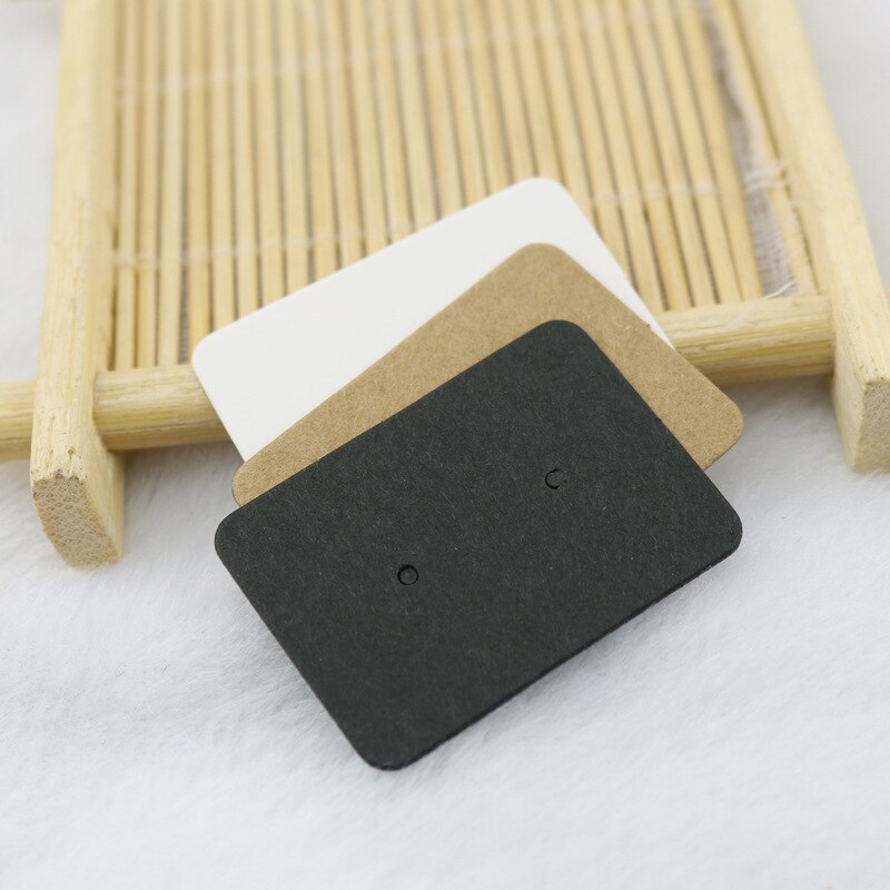 100 sztuk 2.5x3.5cm kolczyk karty opakowania stojak do kolczyków posiadacz karty karton papier typu Kraft tagi dla DIY biżuteria wyświetlacz