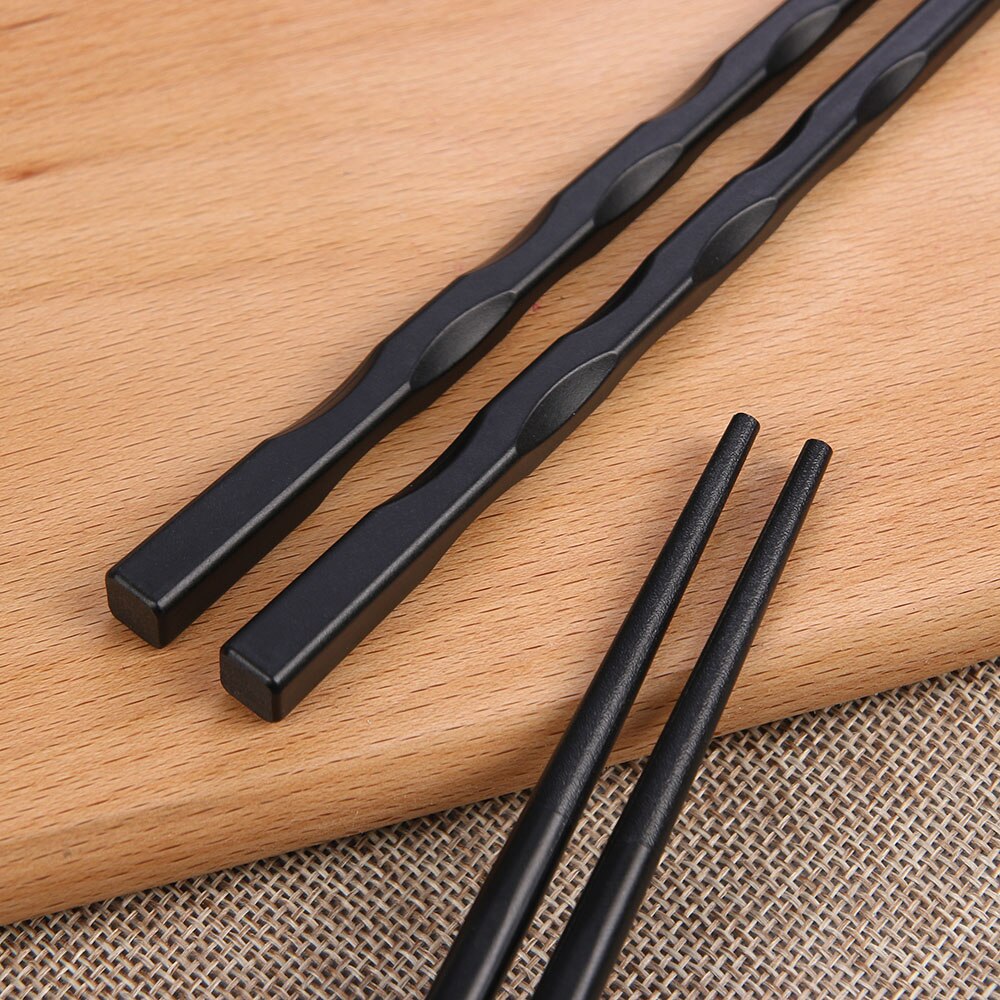 1 par japanska sushi hashi ätpinnar långa legeringspinnar hushållskök anti-reserbara svarta ätpinnar köketillbehör
