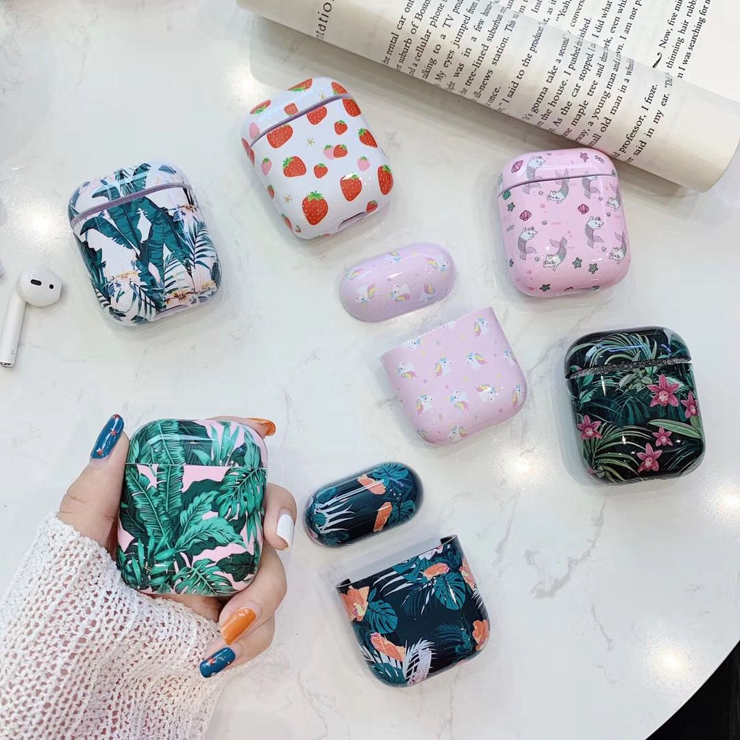 Luxe bananenbladerenhoesje voor airpods 2 hoesjes, siliconen beschermhoes voor airpods 2 hoesjes, bloemen en aardbeien