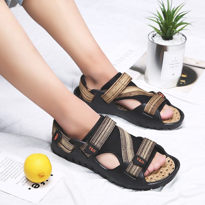 Luksus sommersko mænd sandaler mandlige sandalier strandsko blød bund åndbare sandalias hombre mænd sko