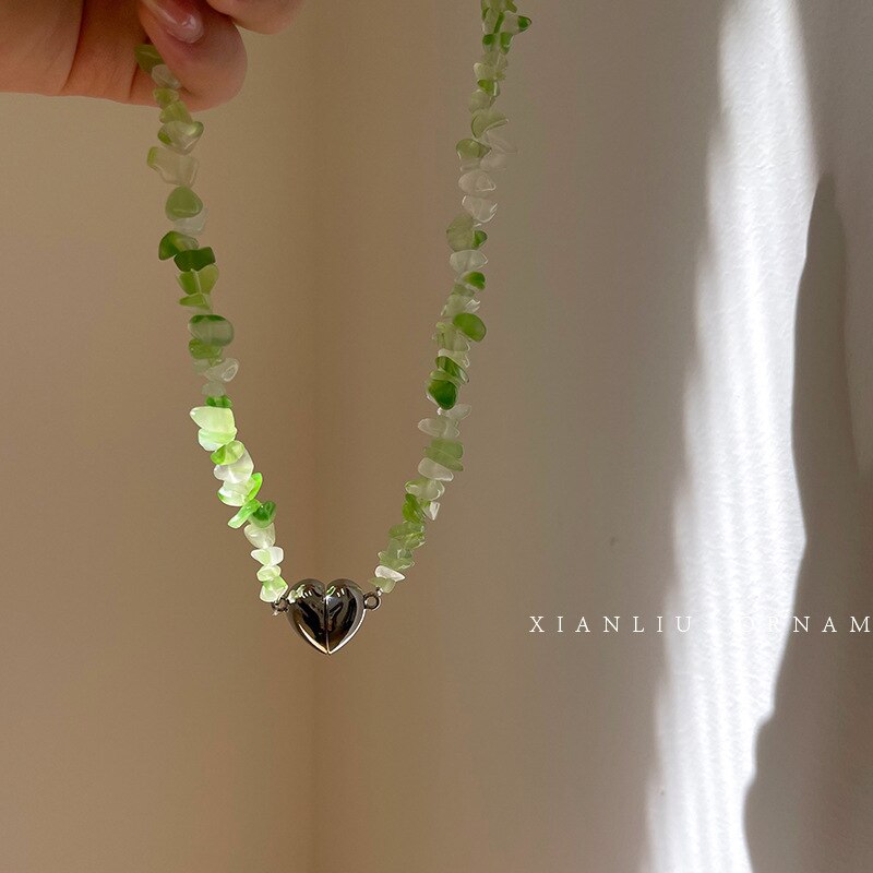 2022 Green Irregular Stone Beads Handmade Choker Necklace Heart Pendant Necklace