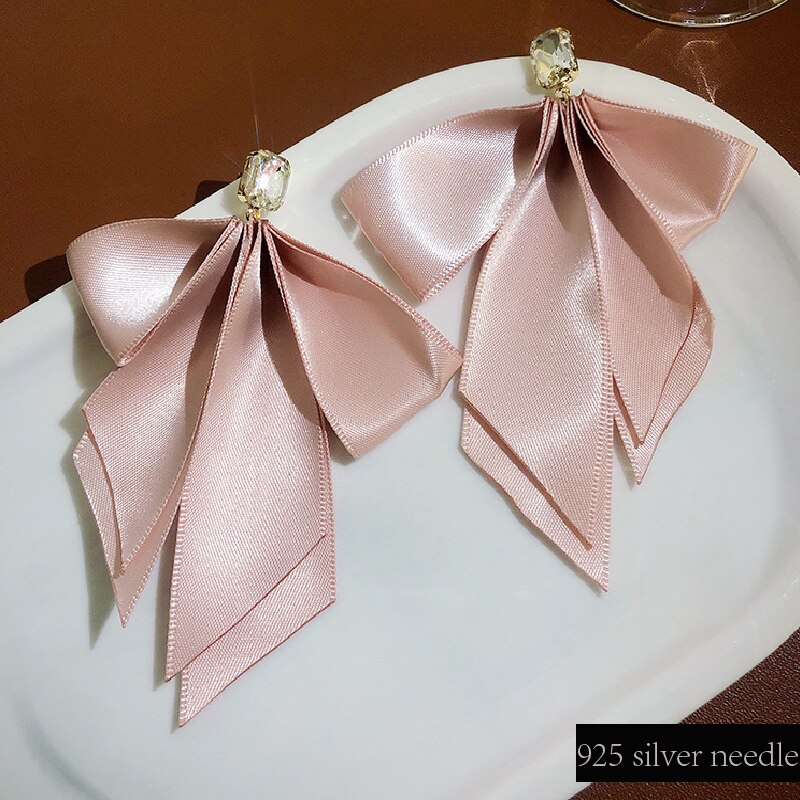 Klassische Elegante Bogen Band Ohrring Lange Eardrop Graceful Romantische Korea Retro Alte Ohrring Für Weibliche Gutes Spiel Mit Kleid: pink