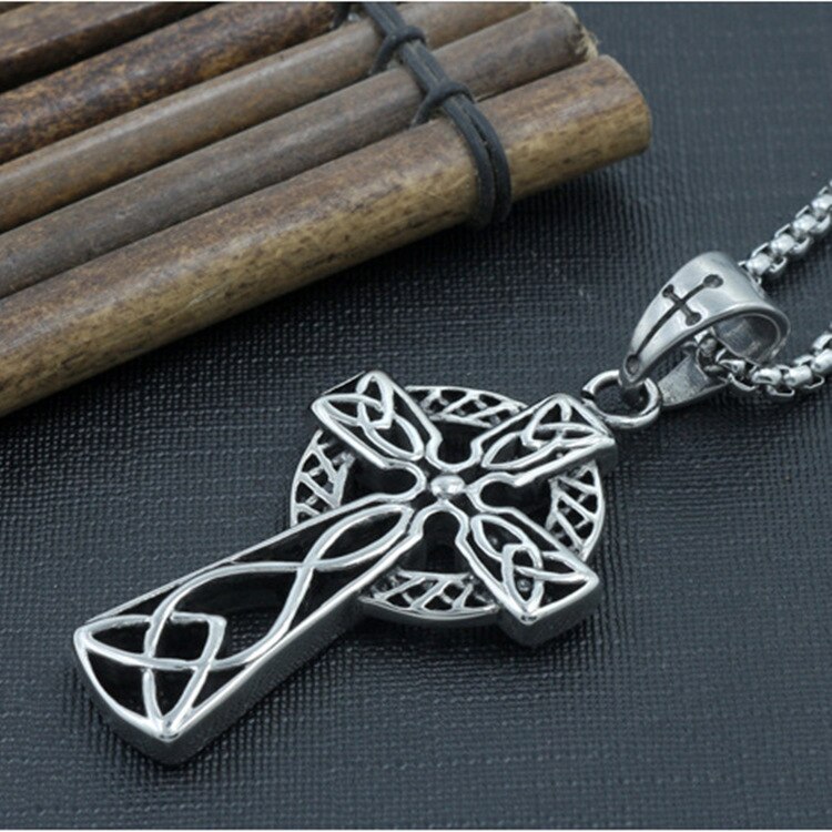 retro Kreuz Wikinger irisch Konzentrischen Knoten Anhänger herren Halskette Lange Kette 24 Zoll Edelstahl Halsketten Punk Männlichen Schmuck