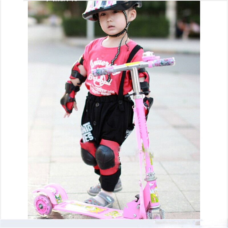 Bambini pattinaggio a rotelle casco da bicicletta ginocchio protezione da polso Set di gomitiere Set di protezioni protettive per sport da ciclismo per bambini