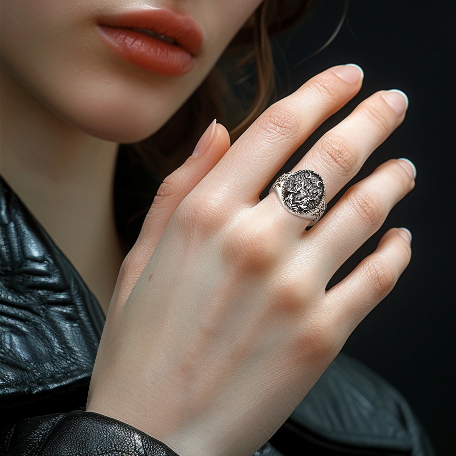 Anillo ajustable Eudora de Plata de Ley 925 con Triple diosa de la Luna, amuleto de perro Hecate, joyería de diosa Triple para mujer y hombre,