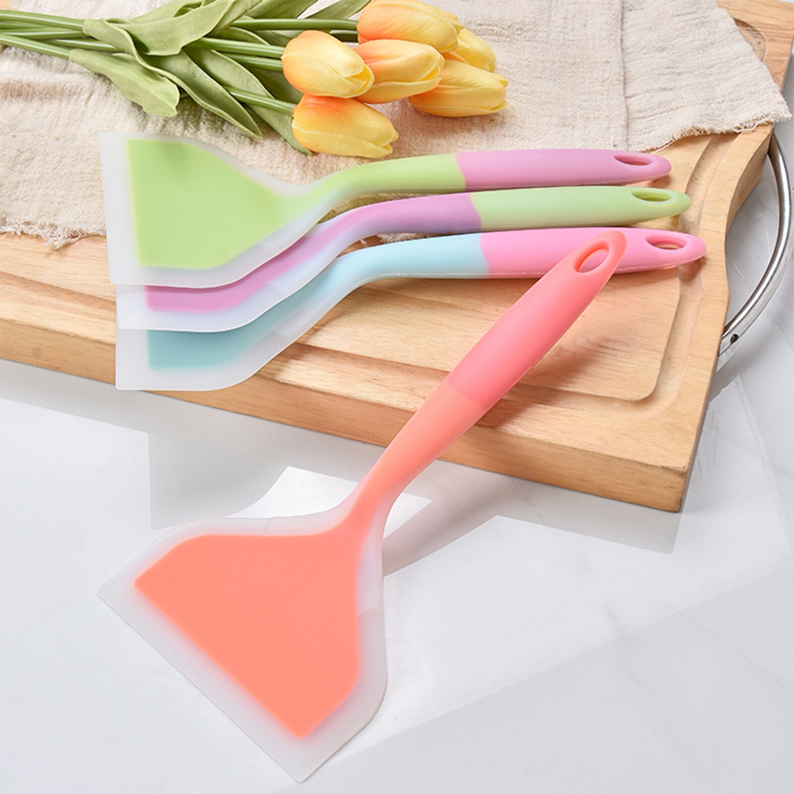 Silicone Spatula Food-Grade Safe Spatula Turner Nonstick Kitchen Utensils Spatula Versatile Tools for Cooking Baking Mixing