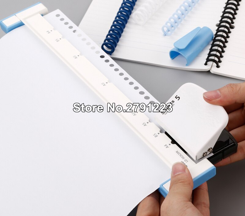 A4 / A5 / B5 Hole Puncher DIY Loose Leaf Hole Punch Handmade Loose-leaf Paper Hole Puncher color random