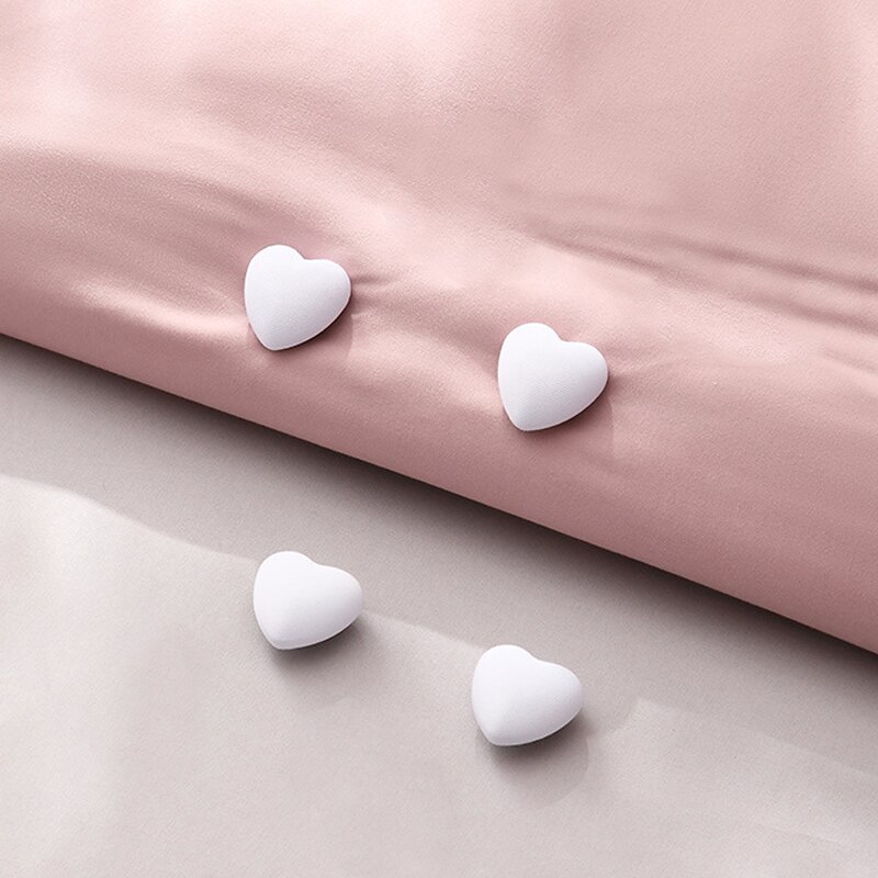 4PCS Quilt Holder Clips for bed sheet Cotton Non-slip Mushroom Quilt Blanket Clip Blankets Cover fixing Clip Heart-shaped: White heart