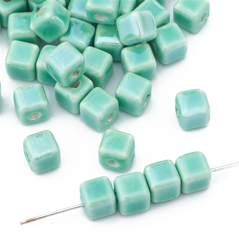 10 pçs cores da moda 6/8mm contas quadradas cubo contas de cerâmica diy 2mm buraco contas artesanais contas de porcelana para fazer jóias