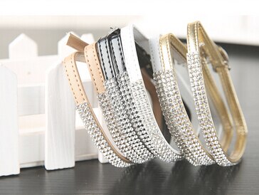 Charmante leren schoenenband met strass steentjes voor dames