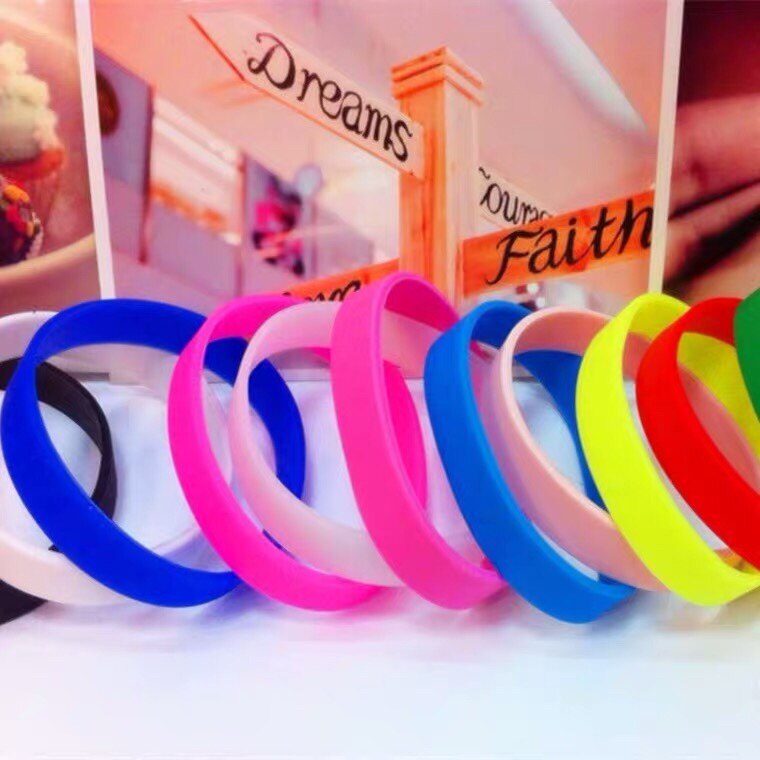 Silicone Rubber Wristband Flexible Wrist Band Cuff Bracelet Sports Casual Bangle For Women Men 12 Colors Bracelet