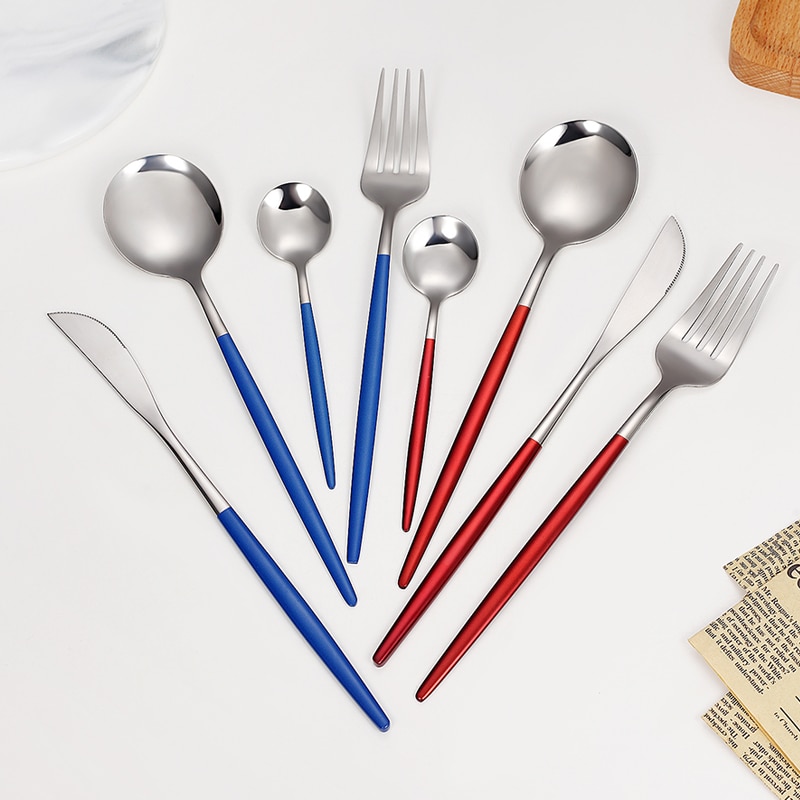 16Pcs/Set White Gold Cutlery Set Knives Forks Tea Spoon Dinnerware Flatware Stainless Steel Silverware Kitchen Tableware Set