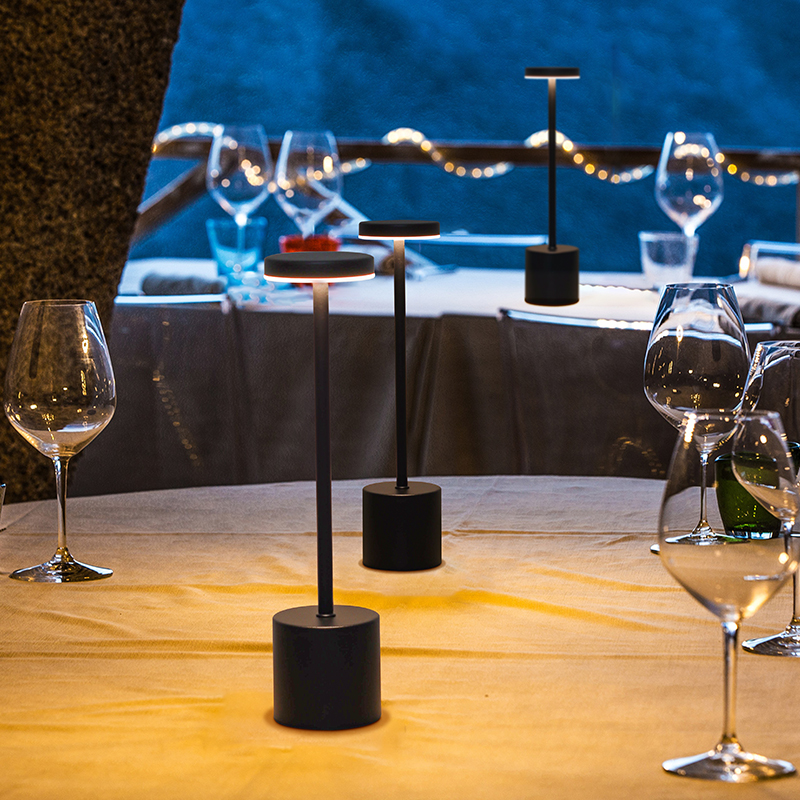 Creatieve Aanraaksensor Led Tafellamp Usb Oplaadbare Nachtlampje 3 Kleuren Verstelbare Temperaturen Bureaulamp Hotel Bar Decoratie
