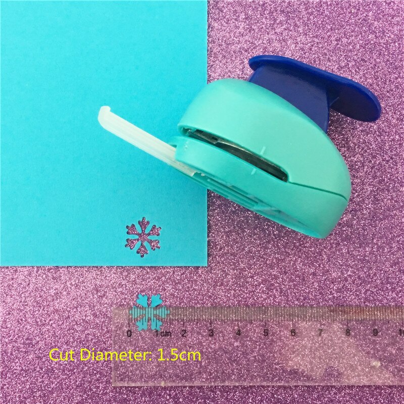 snowflake shaped 5/8" EVA hole punch greeting card handmade craft punch cortador de papel de scrapbook snowing puncher