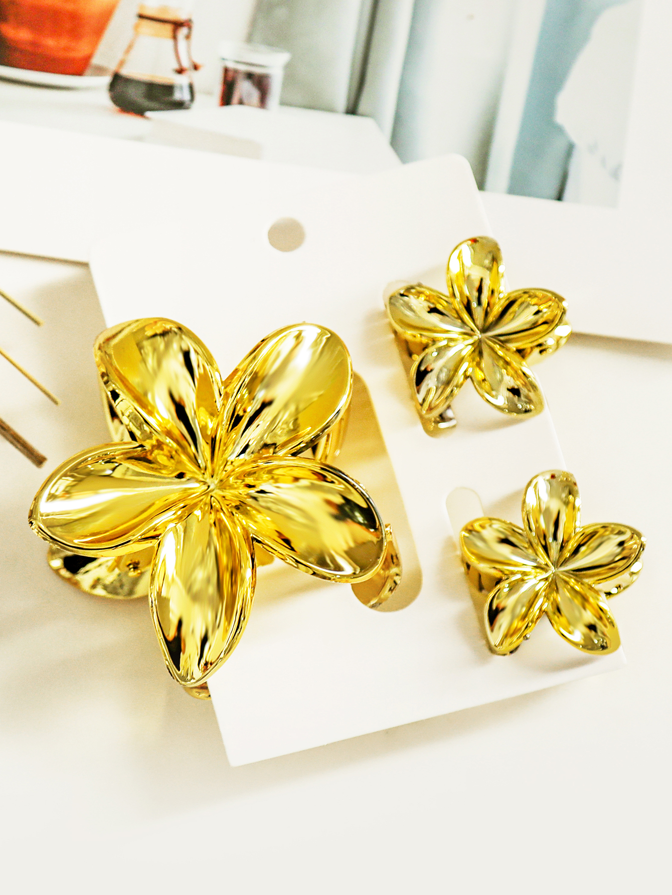 4 Uds. Pinzas en forma de garra para el pelo de plátano y flores bonitas para cabello grueso, sujeción fuerte antideslizante, hawaiano, accesorios para el cabello para mujeres y niñas, de vacaciones: Gris