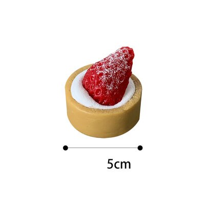 Udsøgt simuleret frugtskål frugtkage model display simulering kage dessert jordbær tærte kage bagning butiksvindue: H
