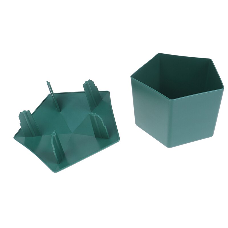 Reptile Farm Protector Box Cage Plastic Slug And Snail Cage House Trap Catcher Slugs Snails Garden Trapper Leech Garden Tool