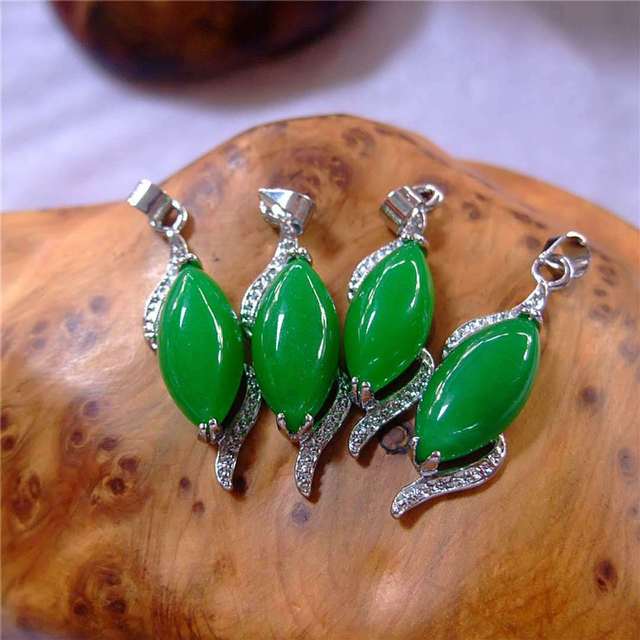Naturligt 925 sølv indlæg malay grøn jade vedhæng smaragd vedhæng halskæde gratis til kæde