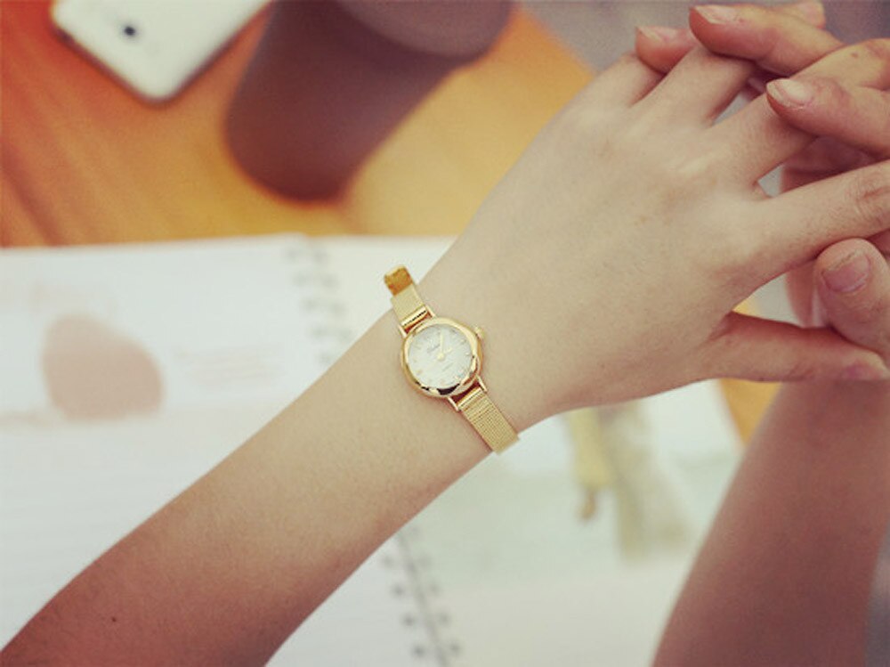 Dames Quartz Analoog Kleine Horloge Student Meisje Toevallige Elegante Horloges Vrouwen Horloges Goud Luxe Vrouwen