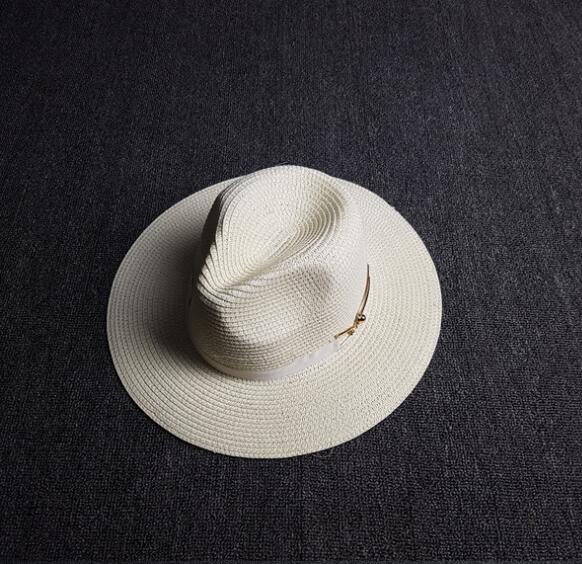 Sommer sol hat damer bred rand metal bælte halm hatte panama cap kvinder ensfarvet hat: Mælkehvid