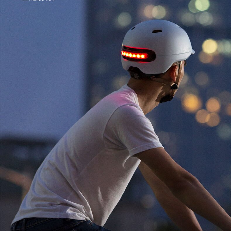 Smart4u-casco de ciclismo inteligente para hombre y mujer, luz LED, 3 modos, patinete Casco de Bicicleta de carretera de montaña