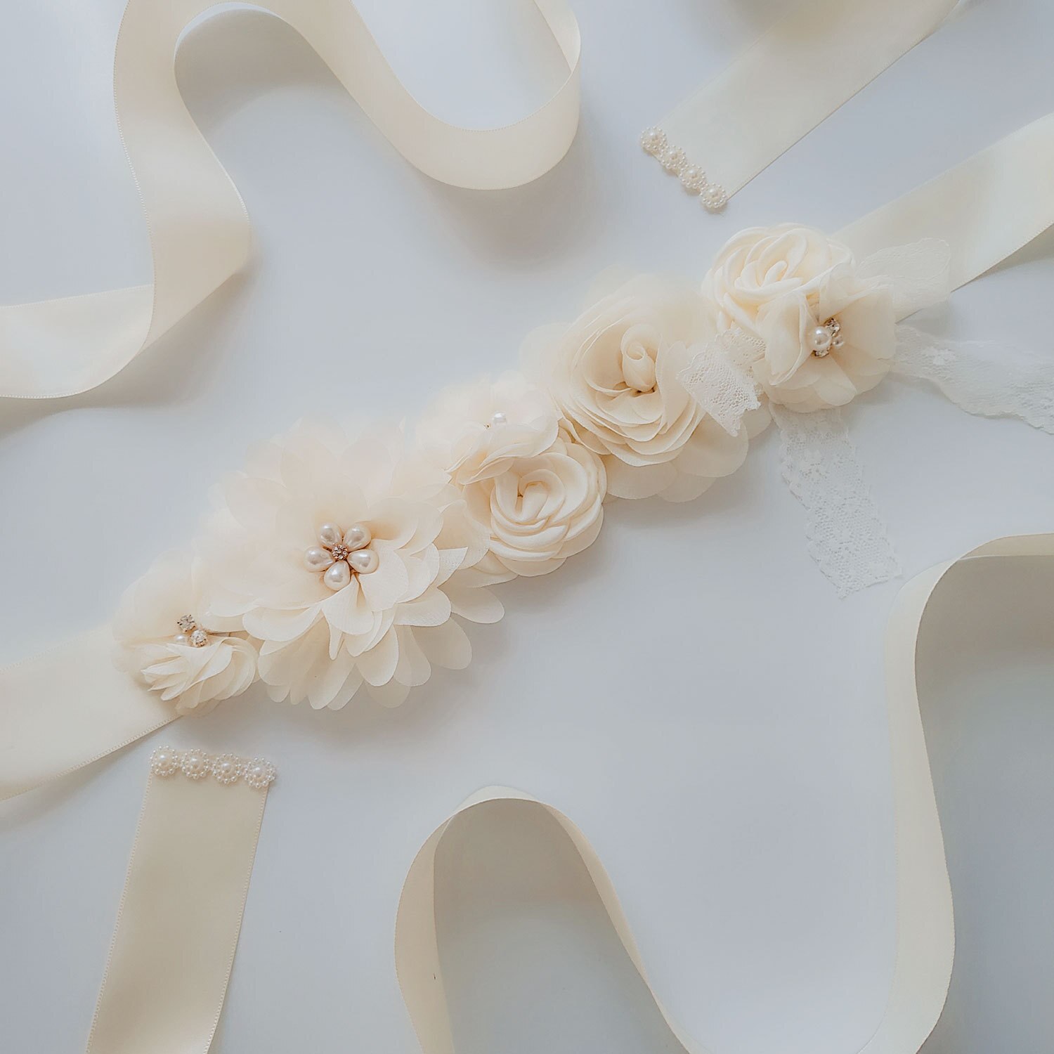 Womens Five Flower Belt Flower Girl Rhinestone Beaded Waistband Bridal Ribbon Cummerbunds Lace Sashes Wedding Waist Belt: Ivory