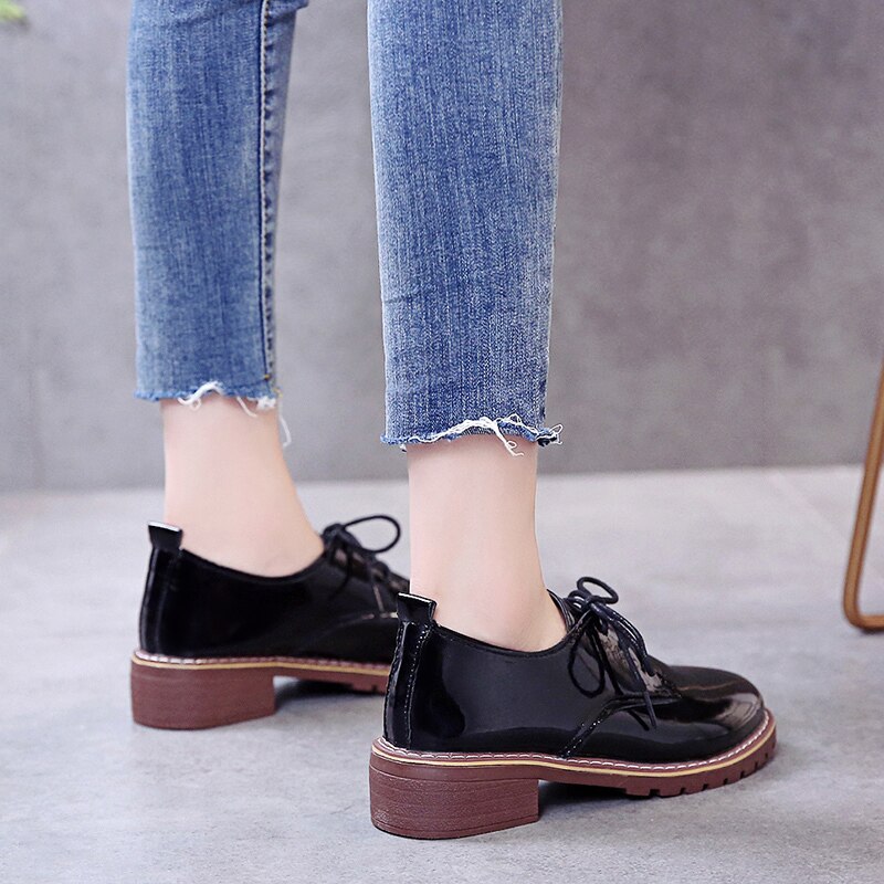 Oxfords Women Shoes Female Patent Leather Lace Up Plus Size Casual Shoes Woman Heels Platform Autumn Ladies Shoes