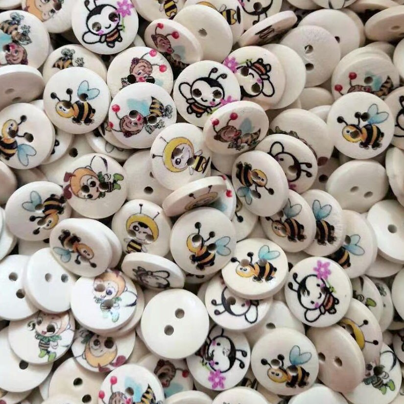 50PCs Wood Sewing Buttons Scrapbooking Two Holes Bee 15mm Dia. Costura Botones Decorate bottoni botoes