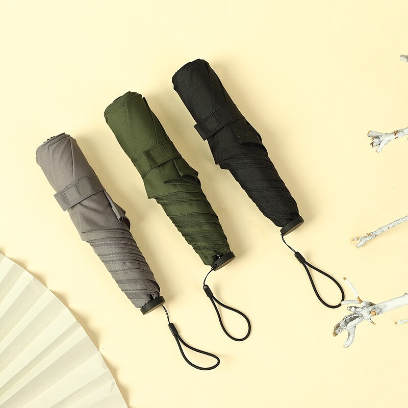 110g ultralichte kleine paraplu's voor heren, draagbaar, drie opvouwbare paraplu's, regenbestendig, dames, winddicht, zwarte paraplu