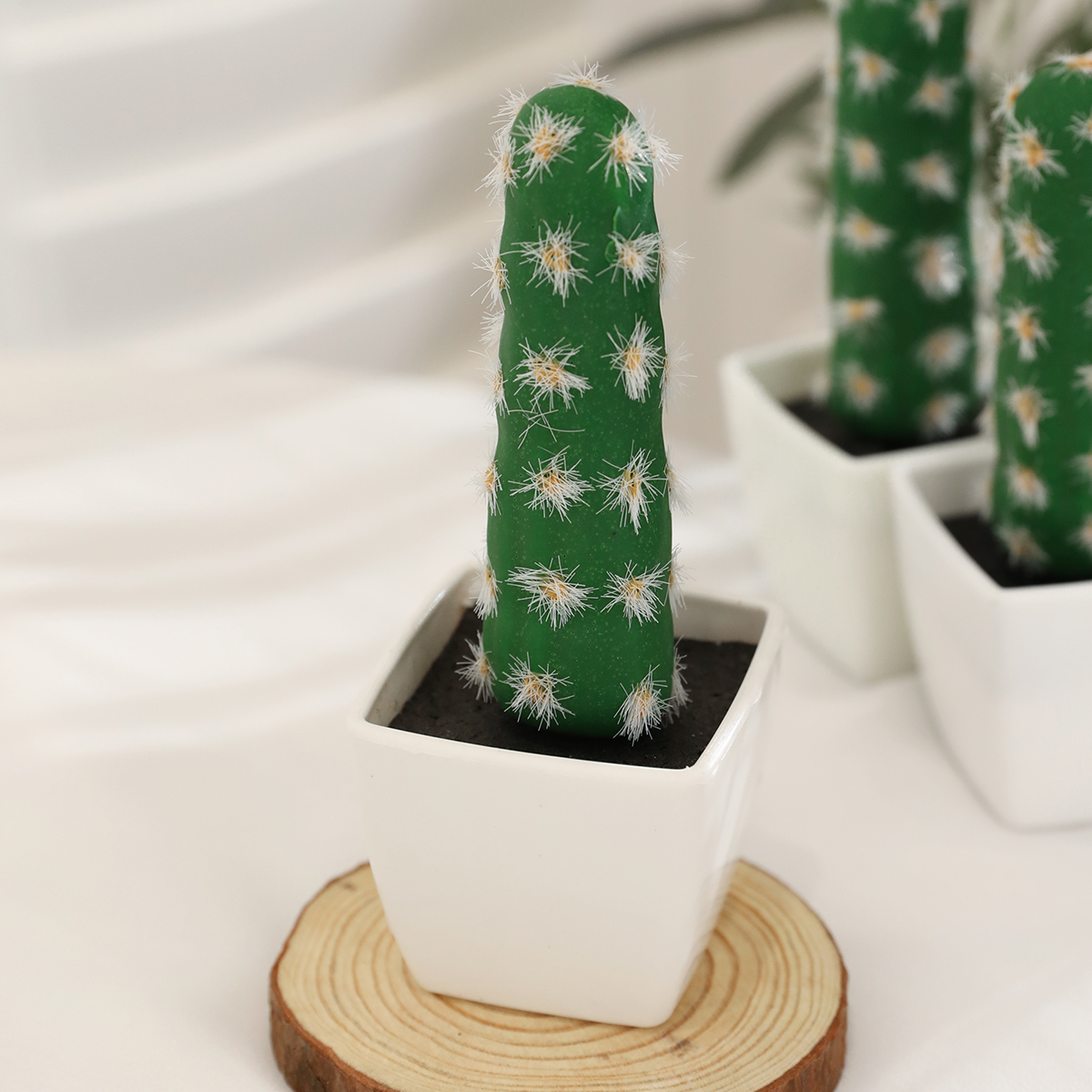 1PC- Mini prickly pear potted plant, Home decor, Home Office Hotel Homestay tabletop decoration Artificial cactus: MINT GREEN