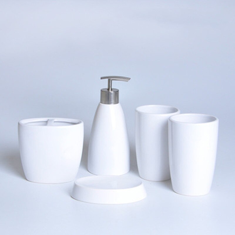 5 stk porcelæn badeværelsessæt europæisk badeværelse keramisk flydende sæbedispenser porcelæns sæbe tandbørsteholder boligindretning: B