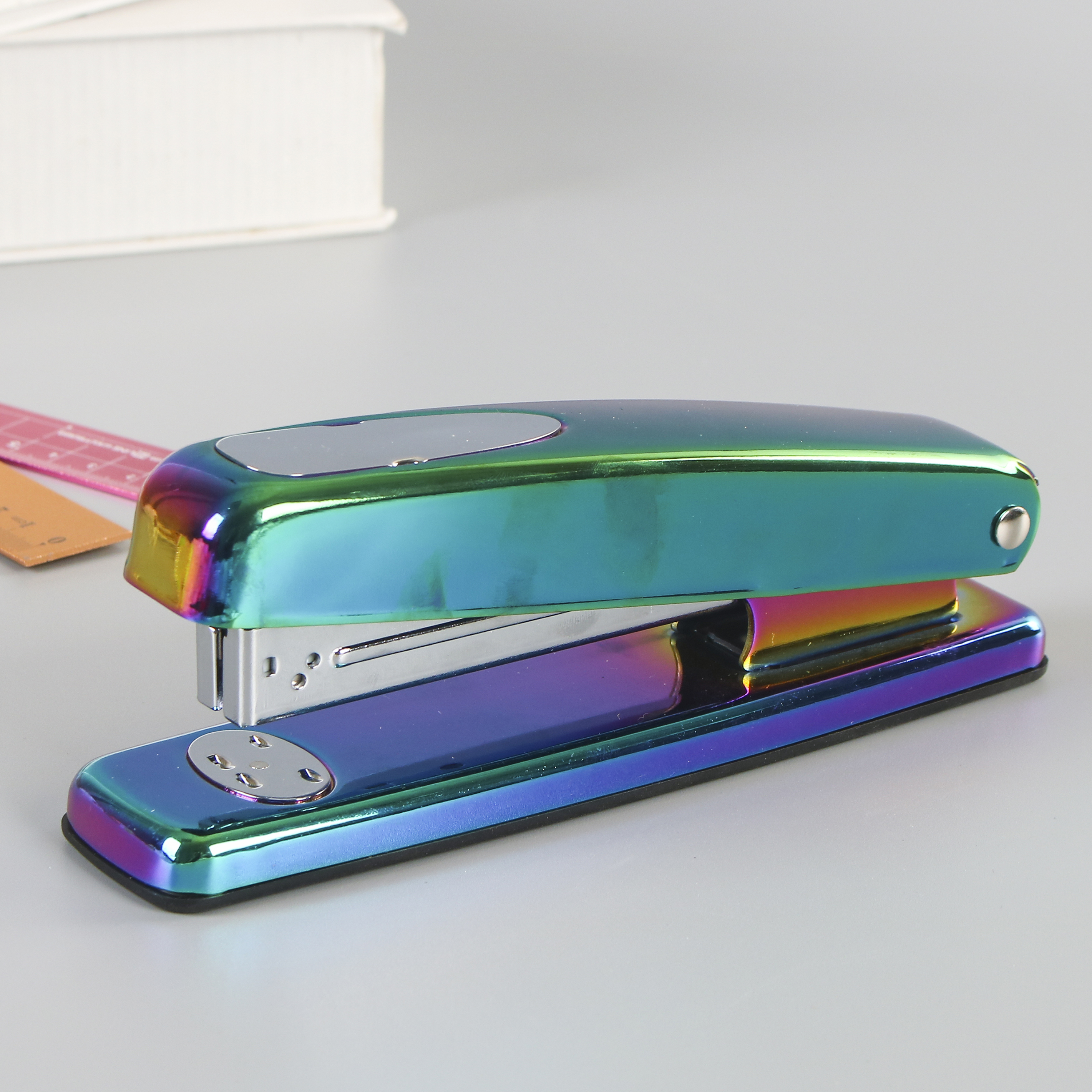 Rainbow Stapler Metal Metallic Desktop Manual Staplers Heavy Duty 15 Sheets Capacity with Classic Modern Non-slip Base