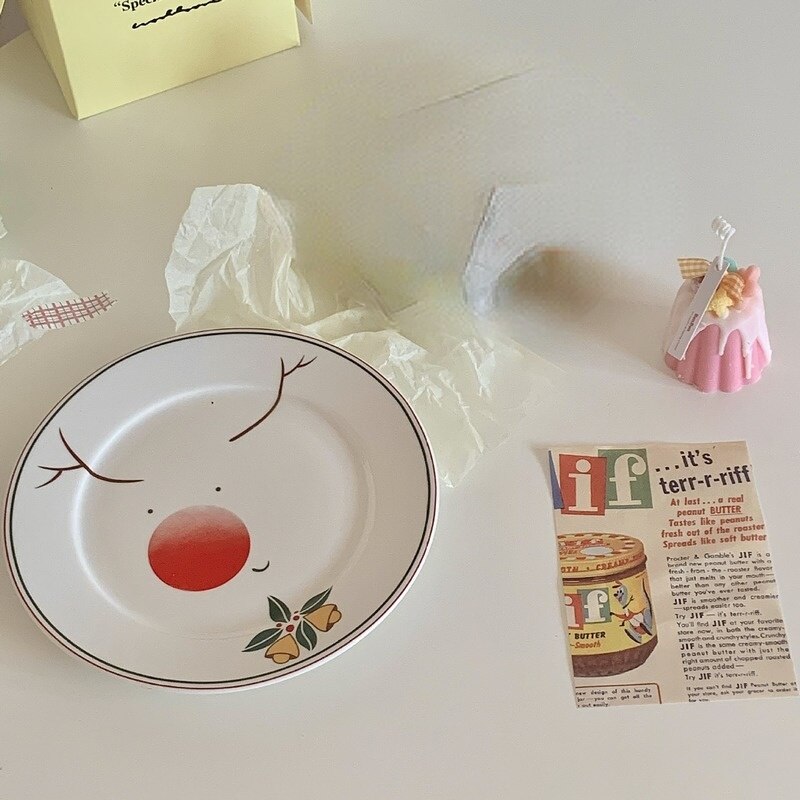 Korean Style Christmas Cartoon Gingerbread Man Ceramic Plate Candy Red Lace Cake Dessert Plate Charger Plates: Red