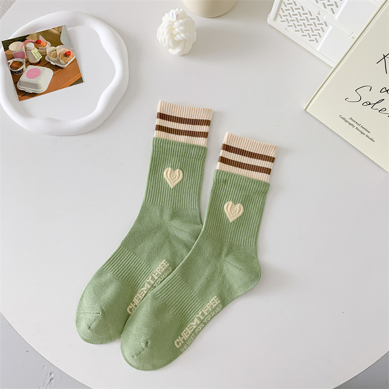 Women Cotton Socks Stripes Love Heart Embroidery Cotton Crew Socks Cute Kawaii Harajuku Streetwear Lolita Girls Calcetines Mujer: Brown